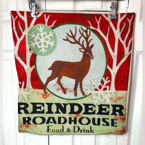 New REINDEER ROADHOUSE Pillow Case Cover Red Ivory Green Christmas Holiday Decor